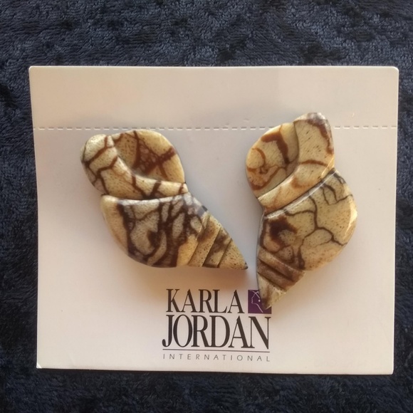 Vintage Karla Jordan - RARE Tiger Coral Earrings - Picture 2 of 5